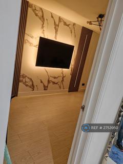 1 bedroom flat to rent, Whitehill Avenue, Luton, Bedfordshire, LU1