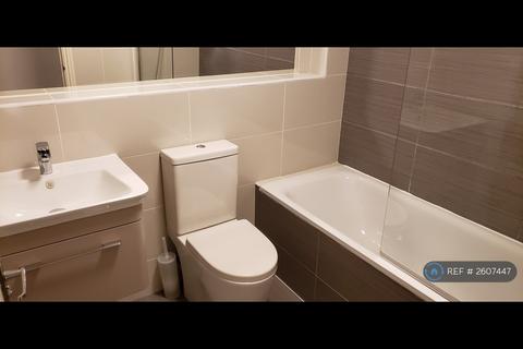 2 bedroom flat to rent, Farrans Court, Harrow, HA3