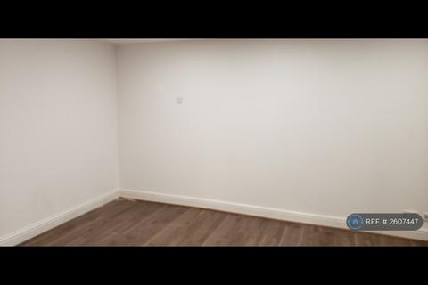 2 bedroom flat to rent, Farrans Court, Harrow, HA3