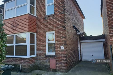 2 bedroom semi-detached house to rent, Druridge Drive, Newcastle Upon Tyne, NE5