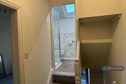 undefined, Upper Quarry Road, Huddersfield, HD2