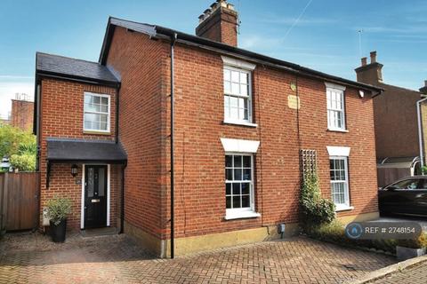 3 bedroom terraced house to rent - Talbot Road, Rickmansworth, WD3