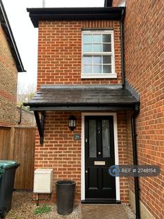 3 bedroom semi-detached house to rent, Talbot Road, Rickmansworth, WD3
