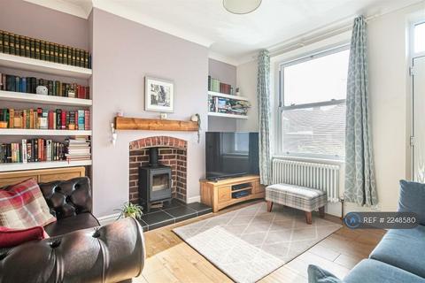 3 bedroom terraced house to rent, Devonshire Terrace Road, Sheffield, S17