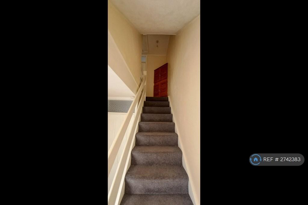 Built In Storage Cupboards