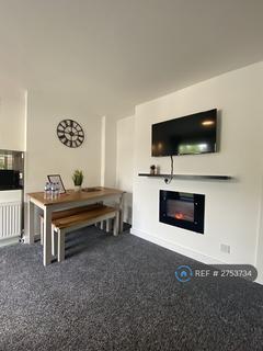3 bedroom flat to rent, Villiers Road, Watford, WD19