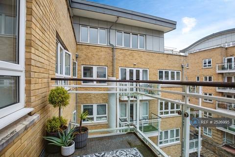 1 bedroom flat to rent, St Davids Square, London, E14