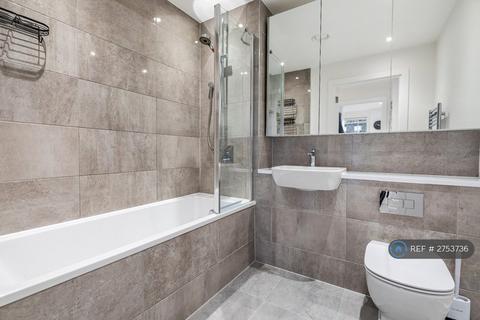 1 bedroom flat to rent, Cargo House, London, E16