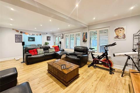 4 bedroom detached house for sale, The Brambles, Crowthorne