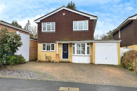 4 bedroom detached house for sale, The Brambles, Crowthorne