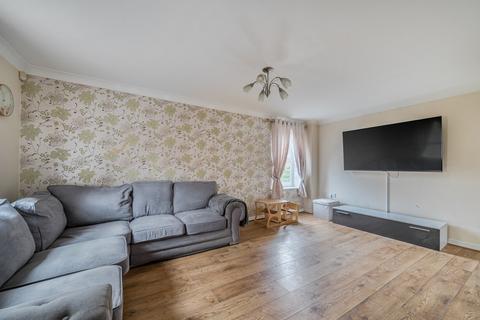 3 bedroom end of terrace house for sale, Treforest Close, Swindon