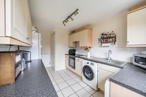 3 bedroom end of terrace house for sale, Treforest Close, Swindon