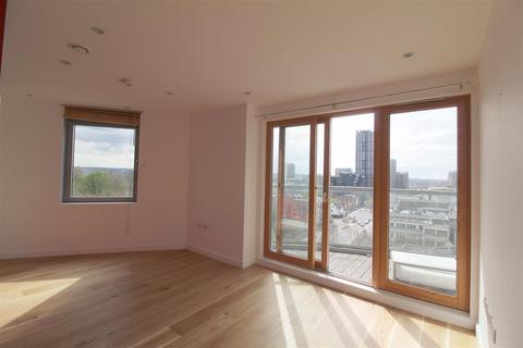 1 bedroom apartment to rent, Altyre Road, Croydon