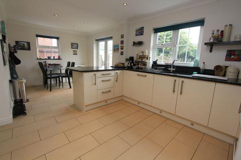 4 bedroom detached house for sale, Celtic Way, Rhoose, CF62 3FT