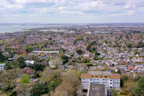 2 bedroom apartment for sale, Bournemouth Road, Poole, Dorset, BH14