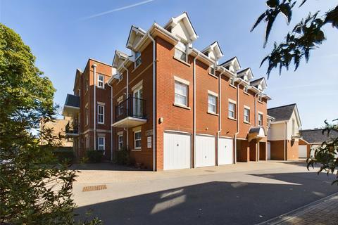 2 bedroom apartment for sale, Lymington Road, Highcliffe, Christchurch, Dorset, BH23