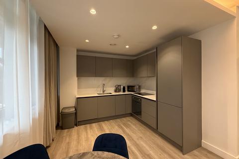 1 bedroom flat to rent, Harlequin Avenue
