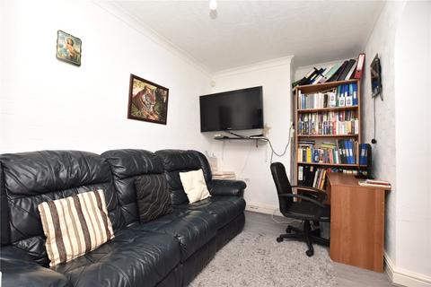3 bedroom semi-detached house for sale, Brander Road, Leeds, West Yorkshire