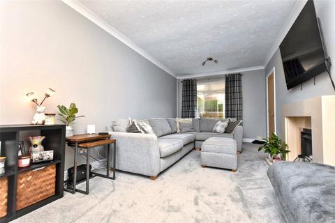2 bedroom terraced house for sale, Fernbank Drive, Leeds