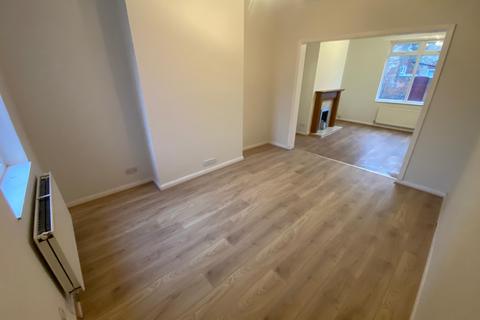 2 bedroom terraced house to rent, Mowbray Road, Stockton-on-Tees