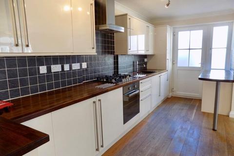 3 bedroom bungalow to rent, Stone Acre Lodge, Lansdowne Road, Torquay