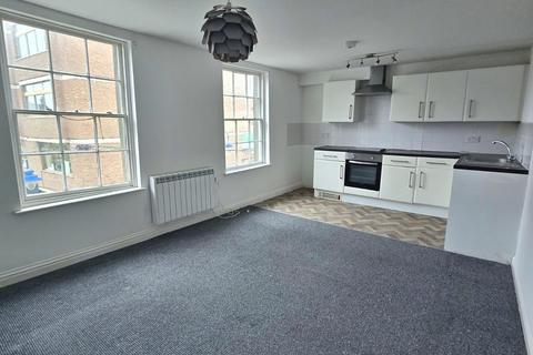 1 bedroom apartment to rent, Queens Court, Ramsgate