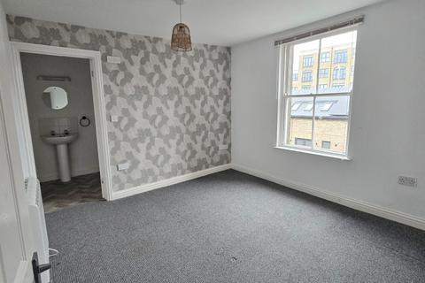 1 bedroom apartment to rent, Queens Court, Ramsgate