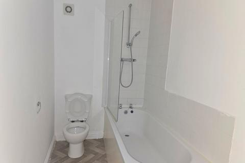 1 bedroom apartment to rent, Queens Court, Ramsgate