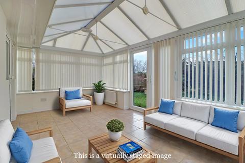 3 bedroom bungalow for sale, Orchard Rise, Bideford, Devon, EX39