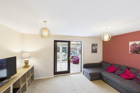 3 bedroom semi-detached house for sale, Fishers Close, Hailey, Witney, Oxfordshire, OX29