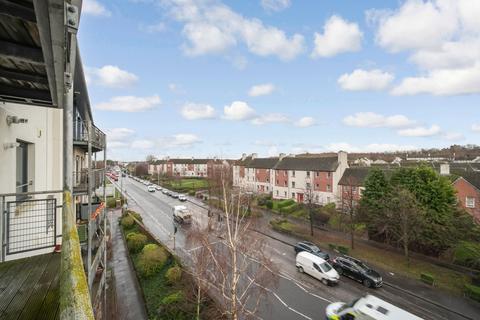 2 bedroom flat for sale, Flat 17, 4 Drybrough Crescent, Edinburgh