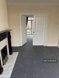 3 bedroom semi-detached house to rent, Sheppard Road, Doncaster, DN4