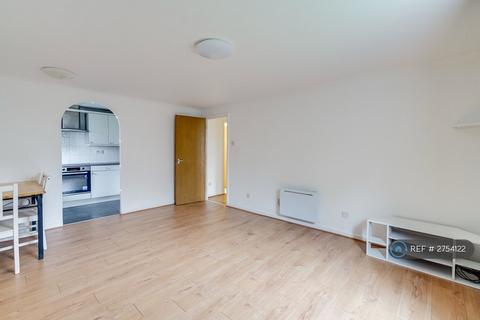 1 bedroom flat to rent, Rambler Court, London, NW4
