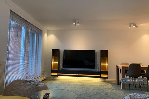 2 bedroom flat to rent, Albion Gardens, Edinburgh, EH7