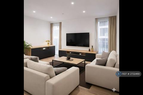 1 bedroom in a house share to rent, Old Kent Road, London, SE15