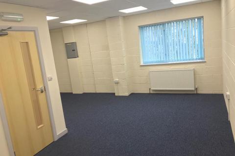 Warehouse to rent, 10-16 Little Balmer Buckingham MK18 1TF