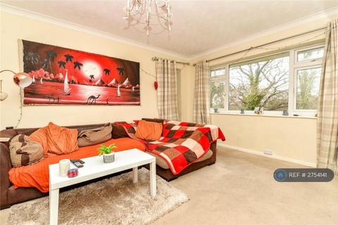 2 bedroom flat to rent, Spencer Court, New Milton, BH25