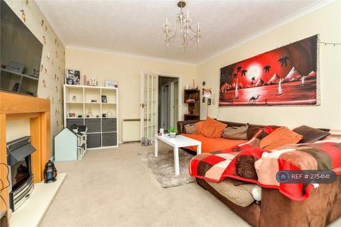 2 bedroom flat to rent, Spencer Court, New Milton, BH25