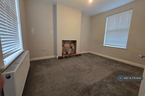 3 bedroom detached house to rent, Milton Road, Wolverhampton, WV10