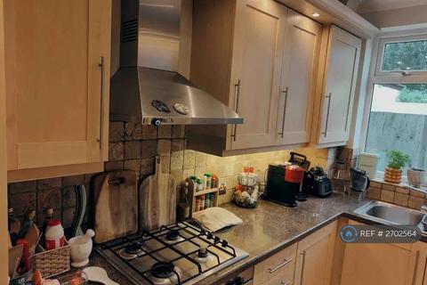 undefined, Le May Avenue, London, SE12