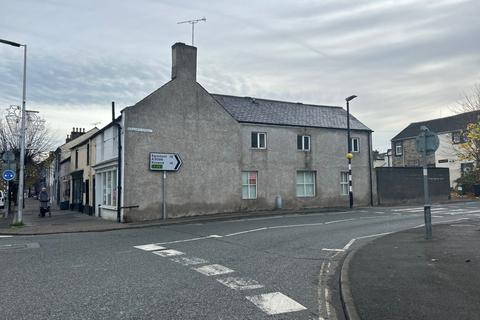 Retail property (high street) to rent, 93 Main St Cockermouth CA13 9JS