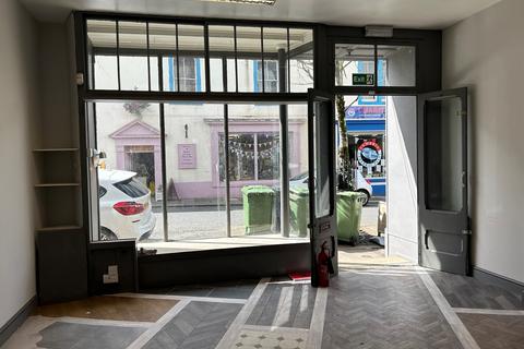Retail property (high street) to rent, 11 Station St Cockermouth CA13 9QW
