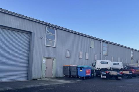 Warehouse to rent, Bath Rd Atworth SN12 8SB