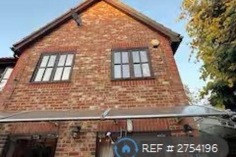 3 bedroom terraced house to rent, Hither Farm Road, London, SE3