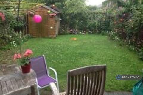3 bedroom terraced house to rent, Hither Farm Road, London, SE3