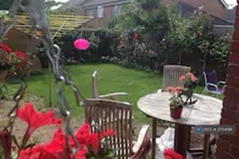 3 bedroom terraced house to rent, Hither Farm Road, London, SE3