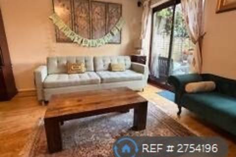 3 bedroom terraced house to rent, Hither Farm Road, London, SE3