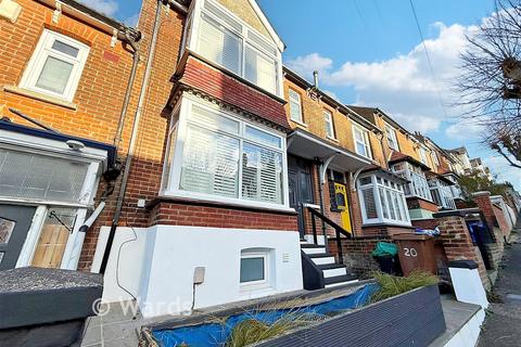 3 bedroom terraced house for sale, Kingswood Avenue, Chatham ME4