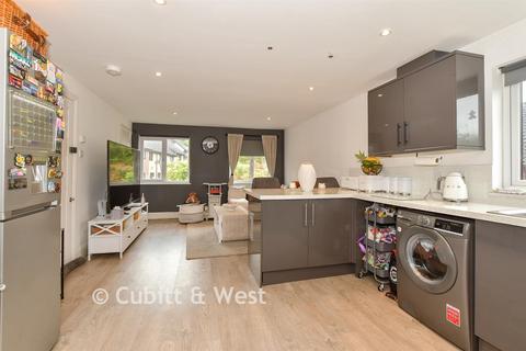 1 bedroom maisonette for sale, Excalibur Close, Ifield, Crawley, West Sussex