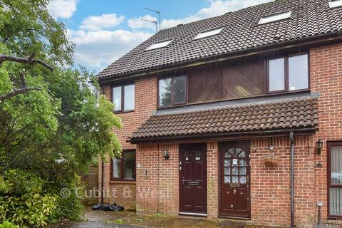 1 bedroom maisonette for sale, Excalibur Close, Crawley RH11